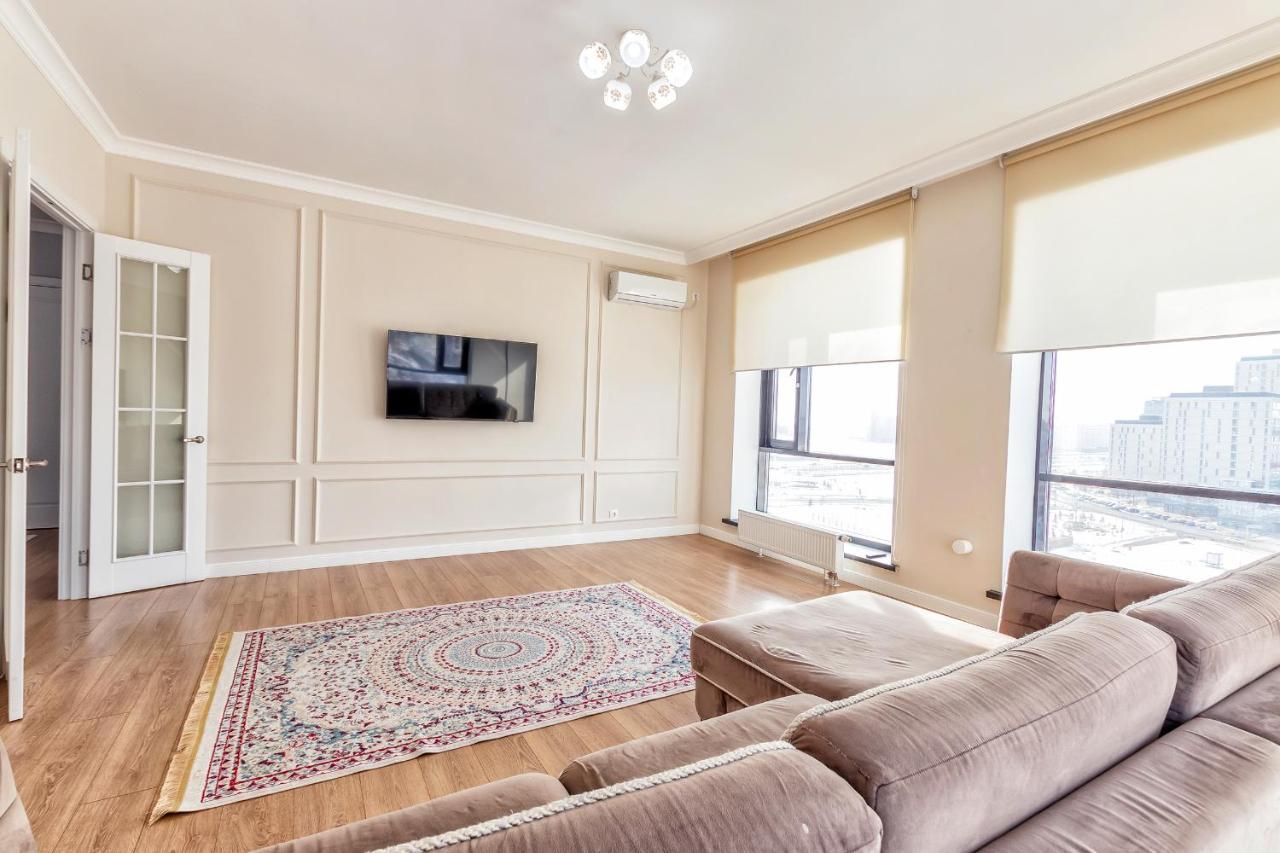 Raisson Aparthotel H346 Хан Шатыр Astana Ngoại thất bức ảnh